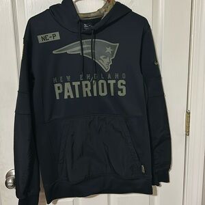 Nike NE Patriots Black Salute to Service Sideline Performance Hoodie